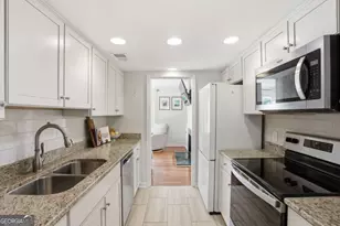 91 Ivy Trail NE, Atlanta, GA 30342 - Photo 9