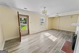 203 Antrim St, Port Wentworth, GA 31407 - Photo 9