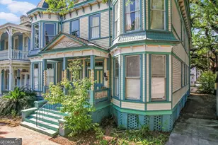 301-303 E Henry St, Savannah, GA 31401 - Photo 9