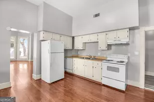 301-303 E Henry St, Savannah, GA 31401 - Photo 23