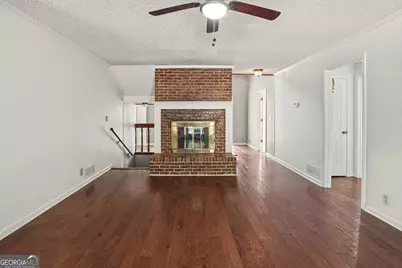 2080 Castle Lake Drive, Tyrone, GA 30290 - Photo 5