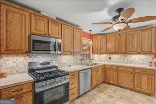 154 Azalea Ave, Savannah, GA 31408 - Photo 11
