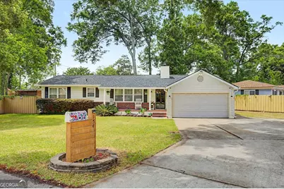 154 Azalea Avenue, Savannah, GA 31408 - Photo 1