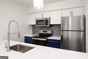 6873 Peachtree Dunwo Rd, Atlanta, GA 30328 - Photo 3