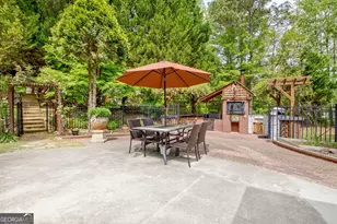374 Persimmon Dr, Sharpsburg, GA 30277 - Photo 49