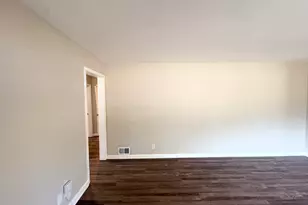 109 Hillsdale Dr SE, Atlanta, GA 30315 - Photo 3