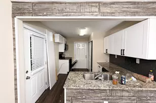 1722 McClelland Ave, East Point, GA 30344 - Photo 5