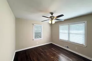 1722 McClelland Ave, East Point, GA 30344 - Photo 15