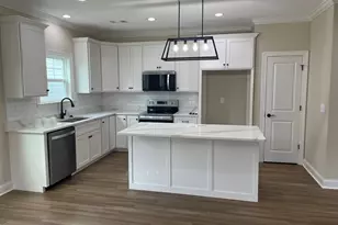 408 Village Dr, Dublin, GA 31021 - Photo 3