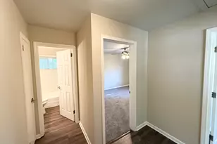 3040 Barksdale Cir, East Point, GA 30344 - Photo 11