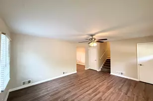 3040 Barksdale Cir, East Point, GA 30344 - Photo 5