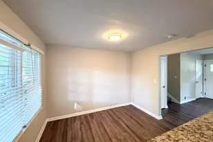 3040 Barksdale Cir, East Point, GA 30344 - Photo 9
