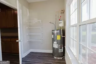 108 Bradley Cir, Barnesville, GA 30204 - Photo 11