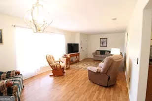 2337 Spring St, Waycross, GA 31503 - Photo 11