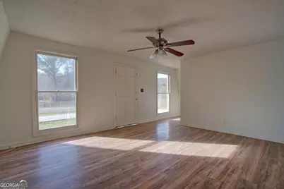 557 Reeceburg Road SE, Silver Creek, GA 30173 - Photo 13