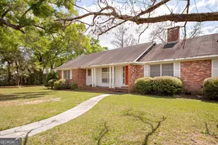 221 Marion St, Blackshear, GA 31516 - Photo 3