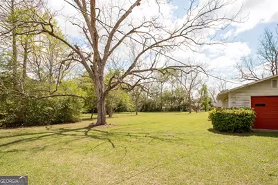 221 Marion Street, Blackshear, GA 31516 - Photo 13
