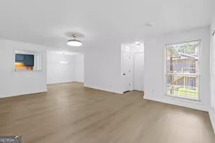 204 Berkeley Woods Dr, Duluth, GA 30096 - Photo 11