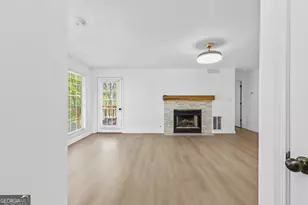 204 Berkeley Woods Dr, Duluth, GA 30096 - Photo 5