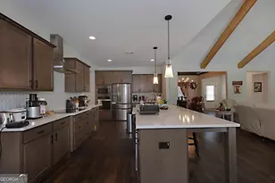 156 Lk Pt Dr, Williamson, GA 30292 - Photo 5