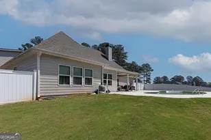 156 Lk Pt Dr, Williamson, GA 30292 - Photo 33