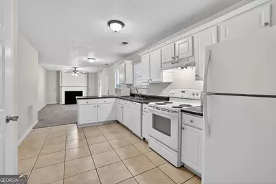 2729 Cedar Trace Drive, Ellenwood, GA 30294 - Photo 11
