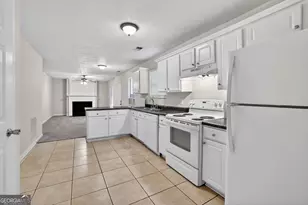 2729 Cedar Trace Dr, Ellenwood, GA 30294 - Photo 11