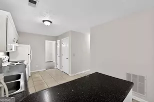 2729 Cedar Trace Dr, Ellenwood, GA 30294 - Photo 13
