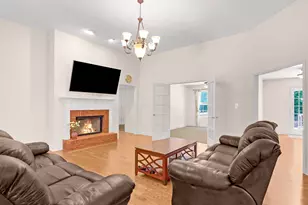 332 Wynterhall Dr, Griffin, GA 30224 - Photo 15