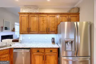 2385 Amberbrook Ln, Grayson, GA 30017 - Photo 11