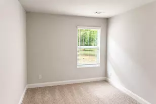 373 Oakwood Dr NW, Milledgeville, GA 31061 - Photo 15