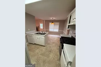 882 Whispering Way, Winder, GA 30680 - Photo 3