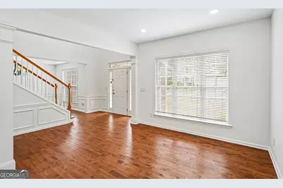 5157 Wellisford Court, Suwanee, GA 30024 - Photo 3