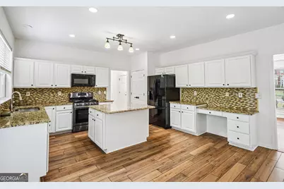 5157 Wellisford Court, Suwanee, GA 30024 - Photo 13