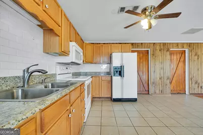 260 Arrow Point Road, Jackson, GA 30233 - Photo 41