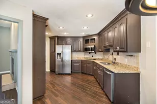 206 Rhett Ct, Warner Robins, GA 31088 - Photo 11