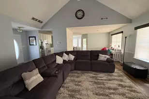 225 Pegasus Trce, Newnan, GA 30263 - Photo 3