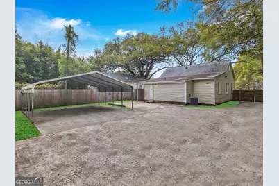109 W 57th Street, Savannah, GA 31405 - Photo 5