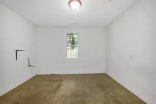 109 W 57th St, Savannah, GA 31405 - Photo 33