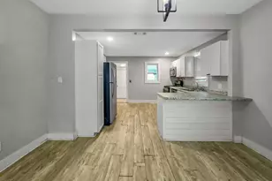 109 W 57th St, Savannah, GA 31405 - Photo 13