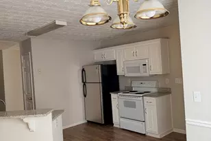 128 Shadowbrooke Circle, Loganville, GA 30052 - Photo 3