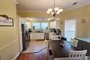 225 N Kennedy St, Metter, GA 30439 - Photo 5