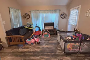225 N Kennedy St, Metter, GA 30439 - Photo 9