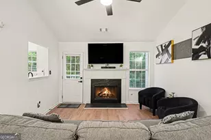 7002 New Dale Rd, Rex, GA 30273 - Photo 5