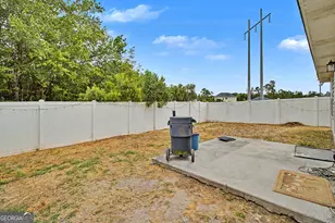 1201 Cypress Fall Cir, Hinesville, GA 31313 - Photo 31