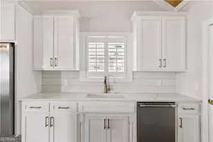 135 Serenity Ln, Saint Simons, GA 31522 - Photo 9