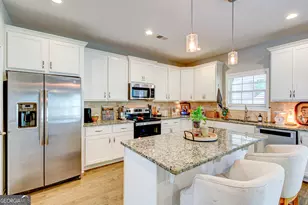 23 S York Dr, Newnan, GA 30265 - Photo 3