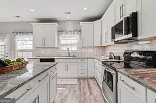 166 Briandwood Dr, Newnan, GA 30265 - Photo 11