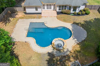 681 Templeton Drive, Loganville, GA 30052 - Photo 13