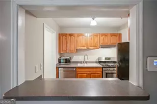 2762 Vinings Central Dr SE, Atlanta, GA 30339 - Photo 5